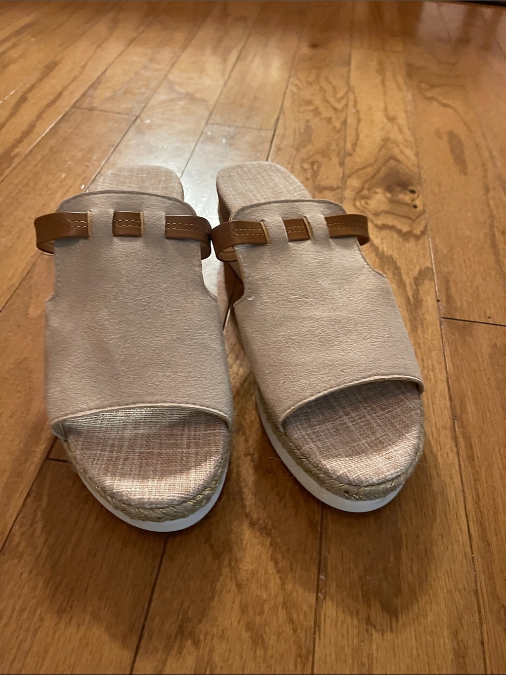 Women’s Beige Slide Sandals with Tan Accent